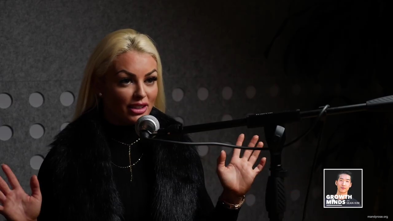 WWE_Superstar_Mandy_Rose_on_Dealing_With_People_Who_Underestimate_You_mp43203.jpg
