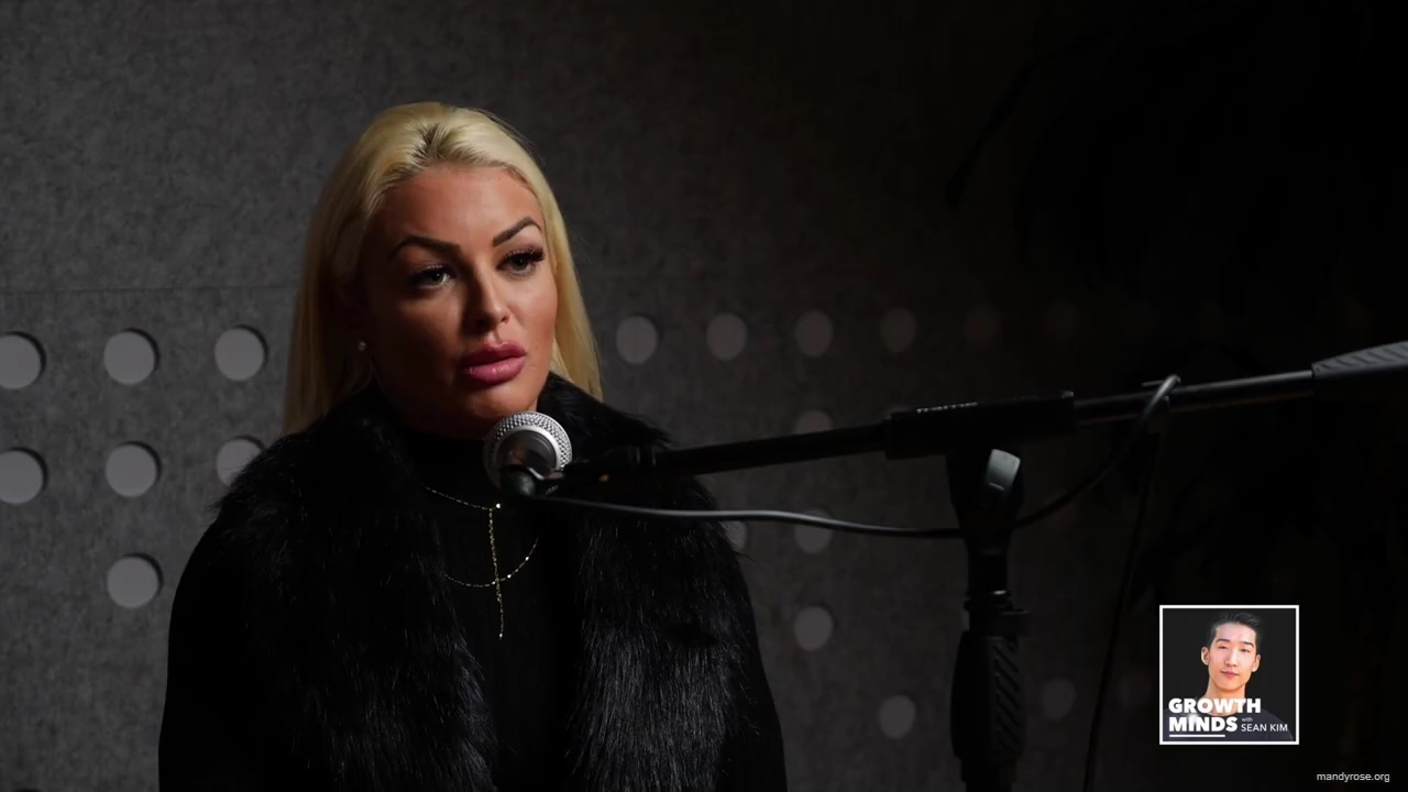 WWE_Superstar_Mandy_Rose_on_Dealing_With_People_Who_Underestimate_You_mp43210.jpg