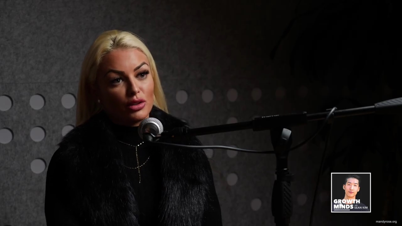 WWE_Superstar_Mandy_Rose_on_Dealing_With_People_Who_Underestimate_You_mp43211.jpg