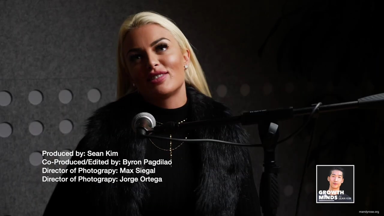 WWE_Superstar_Mandy_Rose_on_Dealing_With_People_Who_Underestimate_You_mp43224.jpg