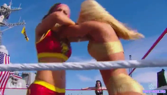 WWE_Tribute_To_The_Troops_2017_12_14_HDTV_x264-NWCHD_mp40088.jpg