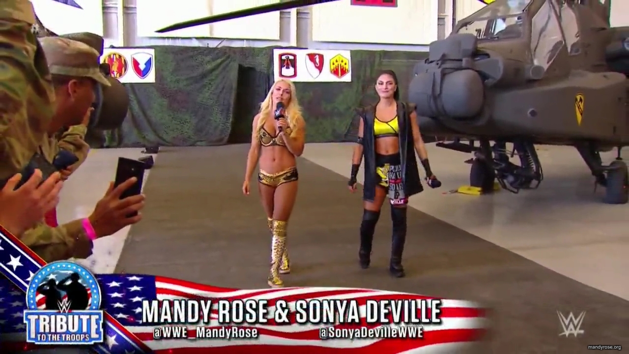 WWE_Tribute_To_The_Troops_2018_720p_mp40129.jpg