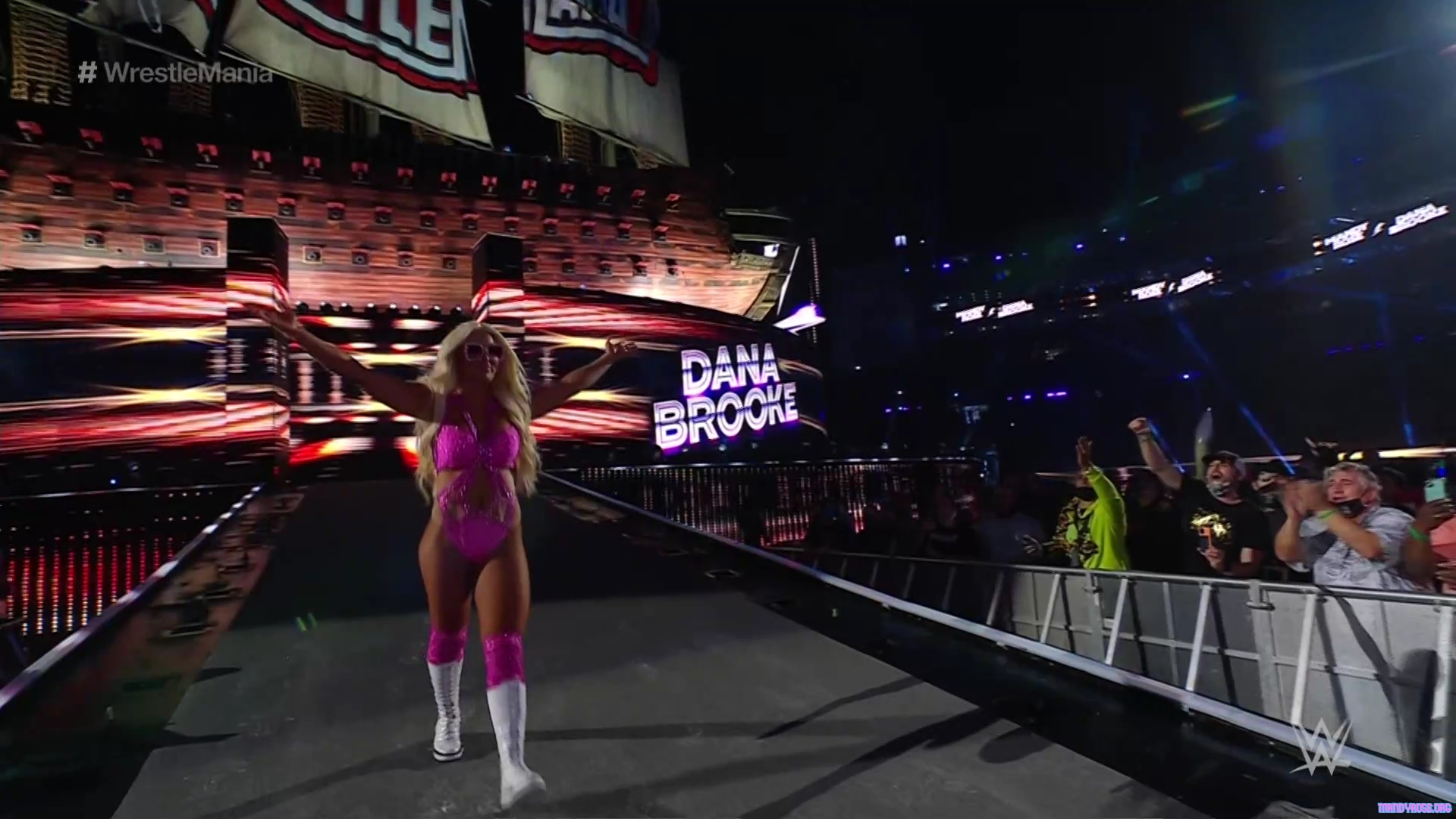 WWE_Wrestlemania_37_Day1_HDTV_1080p_x264-SkY_mp40200.jpg