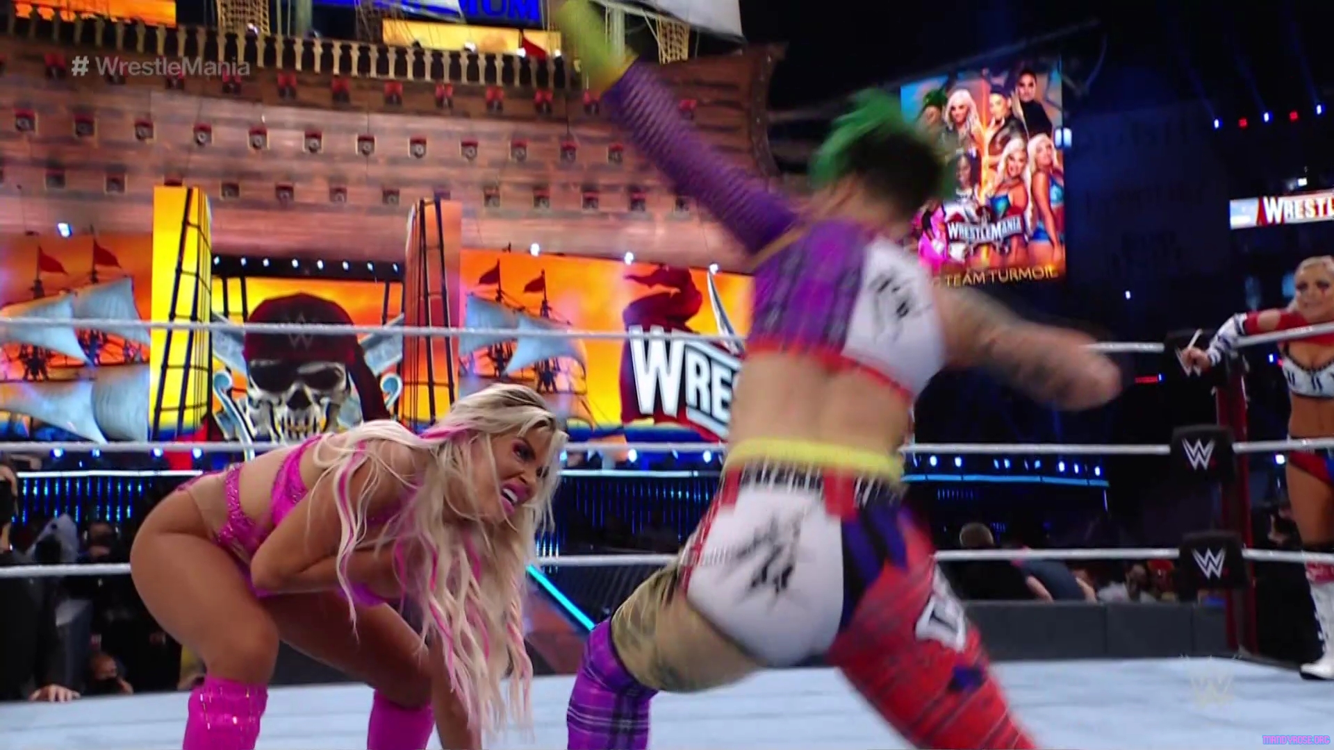 WWE_Wrestlemania_37_Day1_HDTV_1080p_x264-SkY_mp40263.jpg