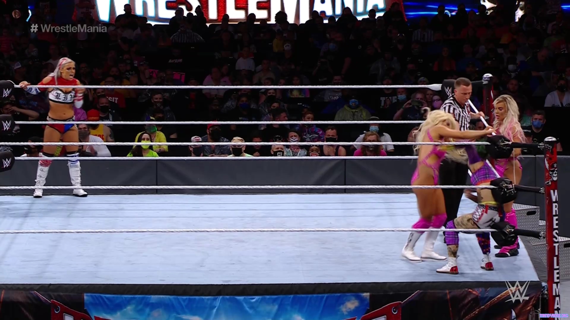 WWE_Wrestlemania_37_Day1_HDTV_1080p_x264-SkY_mp40289.jpg