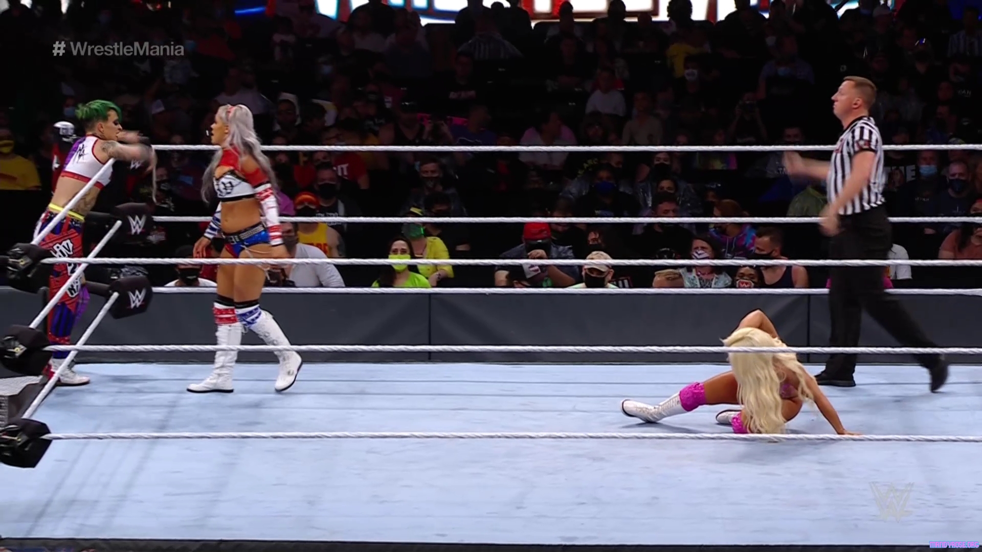 WWE_Wrestlemania_37_Day1_HDTV_1080p_x264-SkY_mp40336.jpg