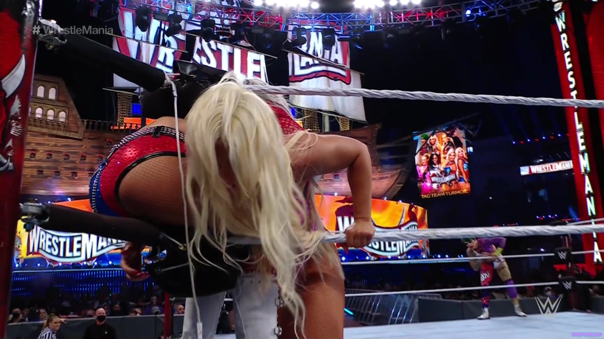 WWE_Wrestlemania_37_Day1_HDTV_1080p_x264-SkY_mp40370.jpg