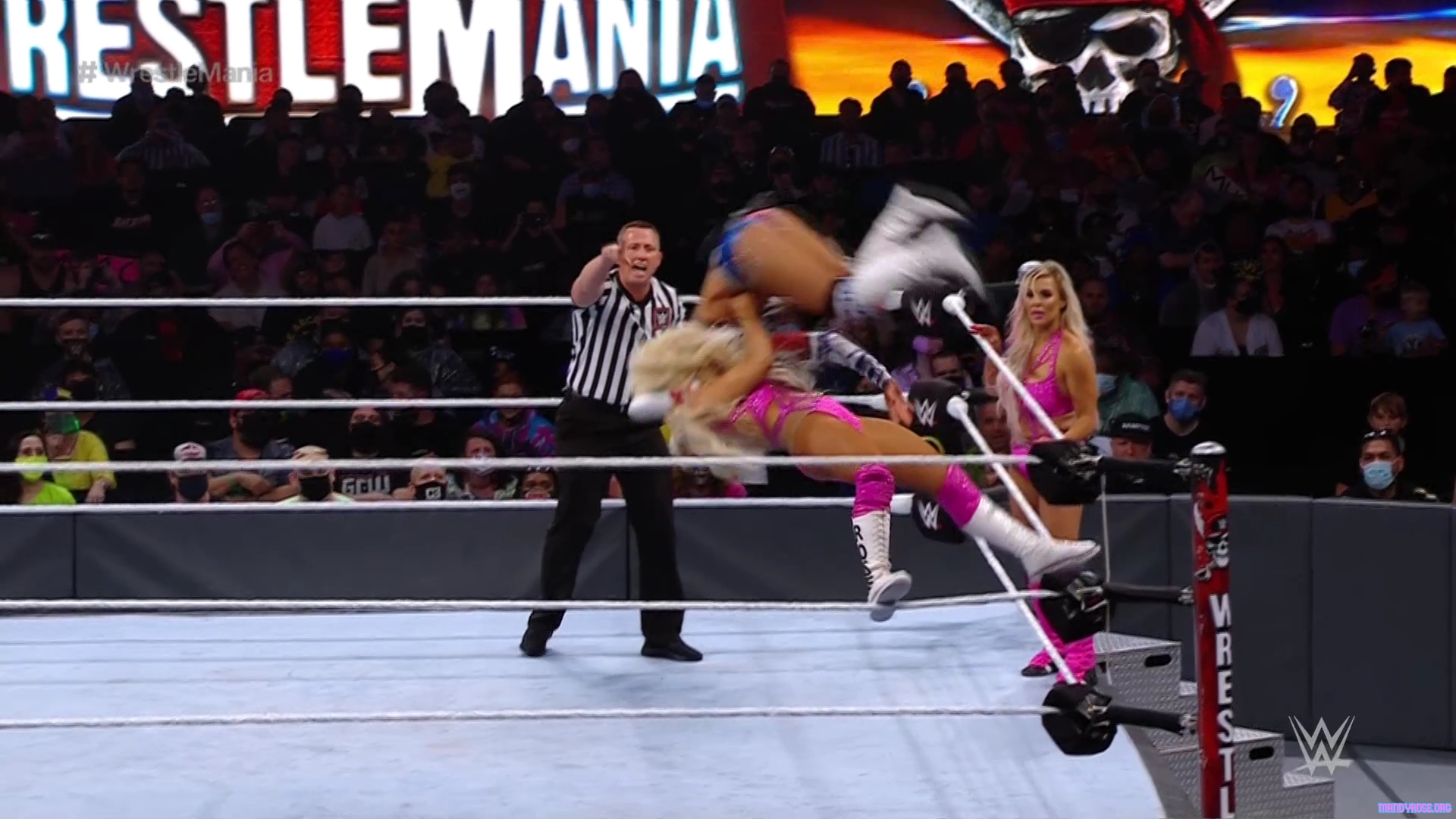 WWE_Wrestlemania_37_Day1_HDTV_1080p_x264-SkY_mp40402.jpg