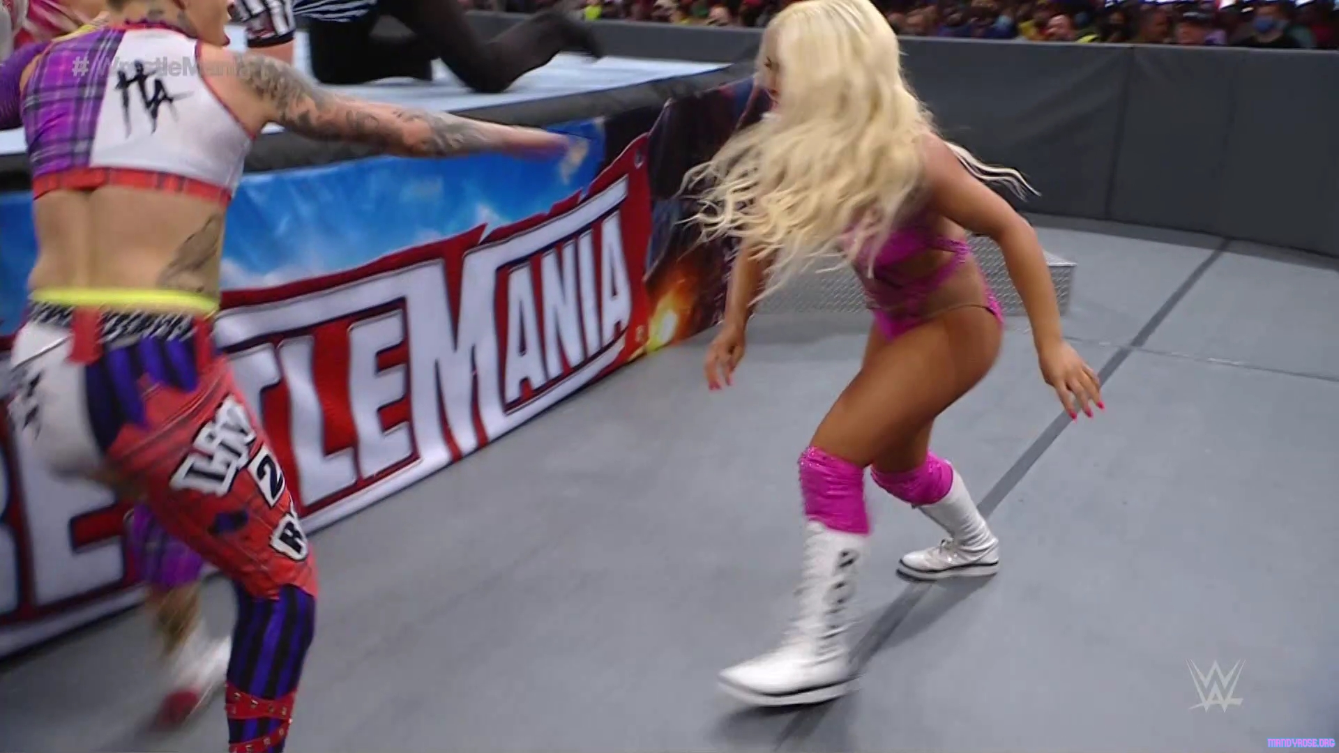 WWE_Wrestlemania_37_Day1_HDTV_1080p_x264-SkY_mp40415.jpg