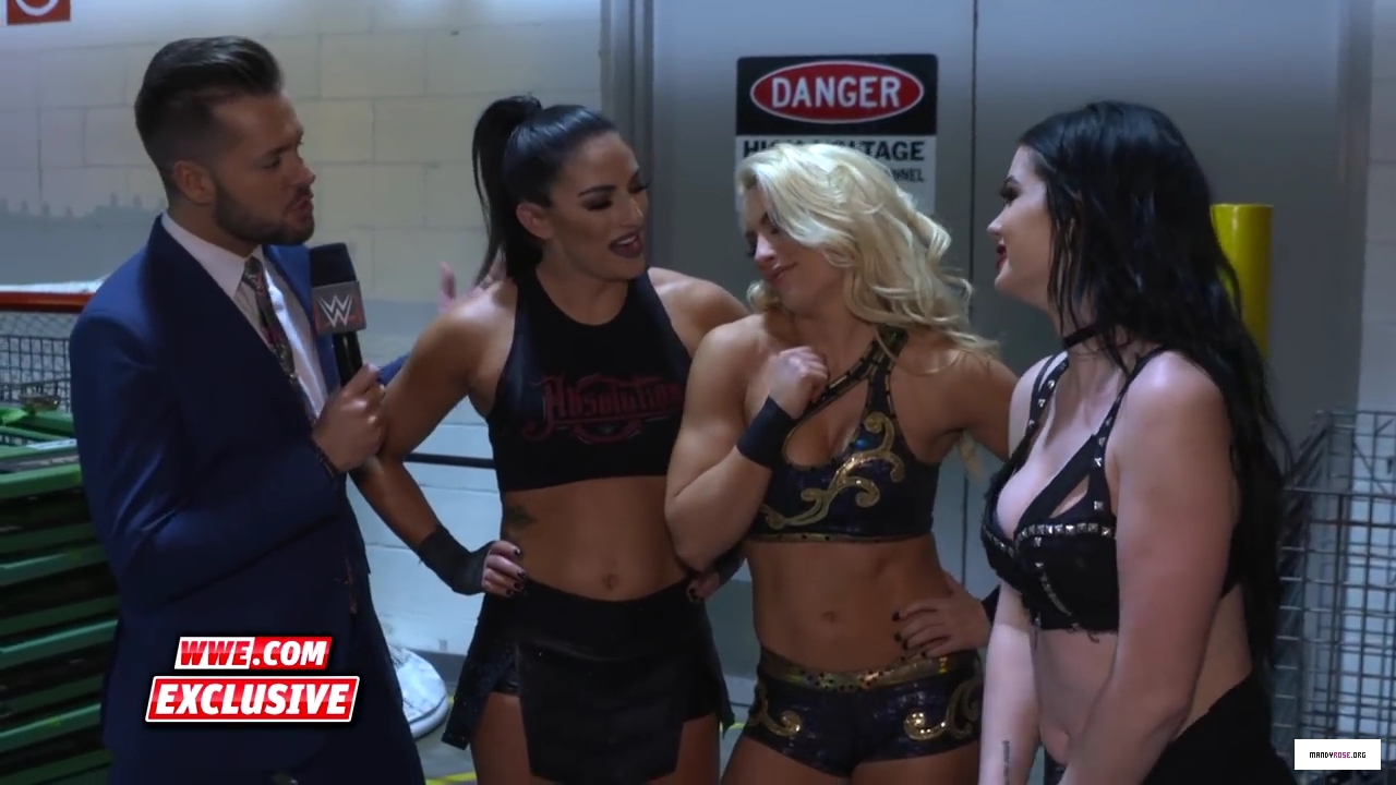 Why_Absolution_has_the_advantage_inside_the_Elimination_Chamber_Raw_Fallout_Feb__12_2018_mp40003.jpg