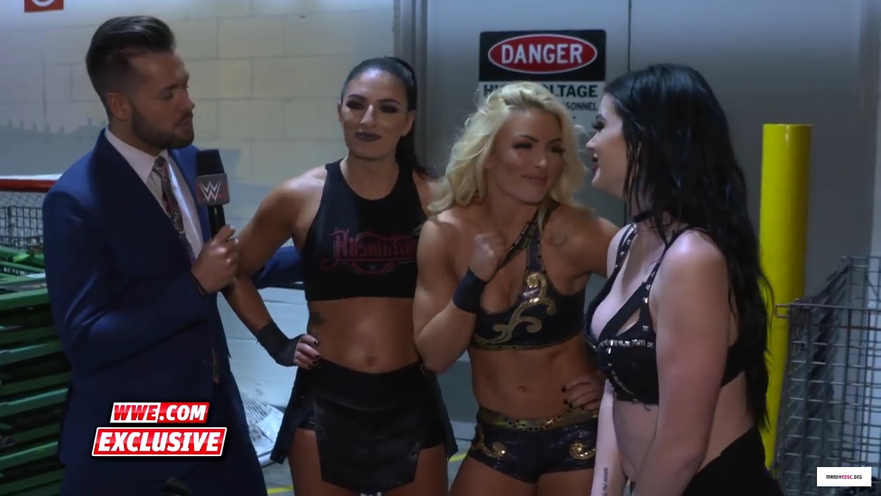 Why_Absolution_has_the_advantage_inside_the_Elimination_Chamber_Raw_Fallout_Feb__12_2018_mp40004.jpg