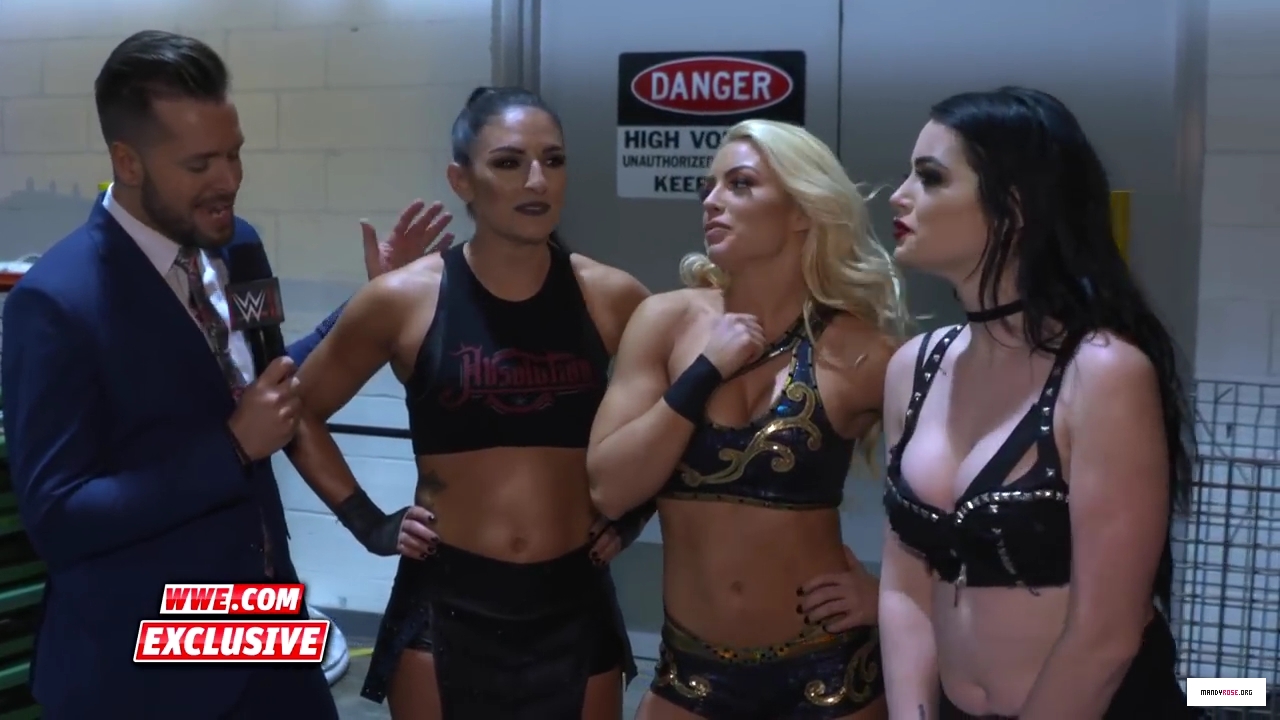 Why_Absolution_has_the_advantage_inside_the_Elimination_Chamber_Raw_Fallout_Feb__12_2018_mp40006.jpg