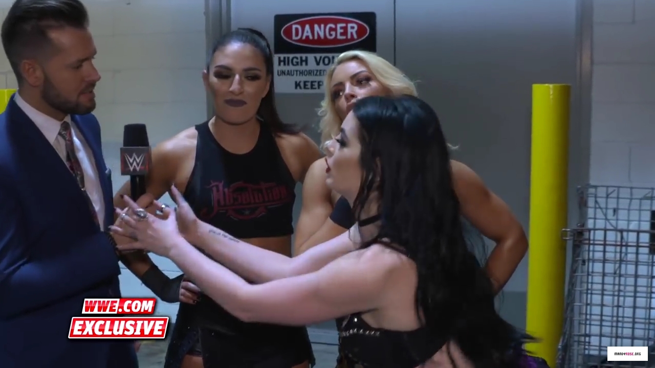 Why_Absolution_has_the_advantage_inside_the_Elimination_Chamber_Raw_Fallout_Feb__12_2018_mp40010.jpg