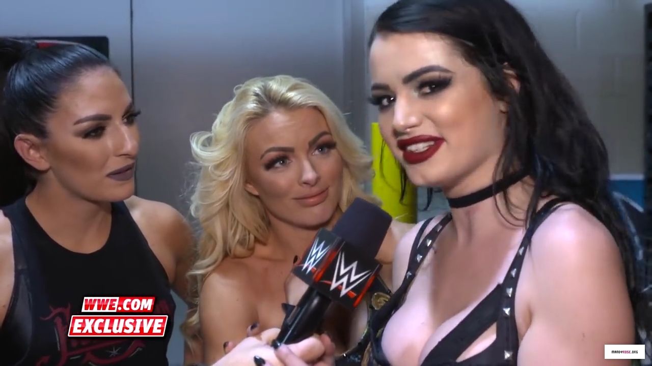 Why_Absolution_has_the_advantage_inside_the_Elimination_Chamber_Raw_Fallout_Feb__12_2018_mp40023.jpg