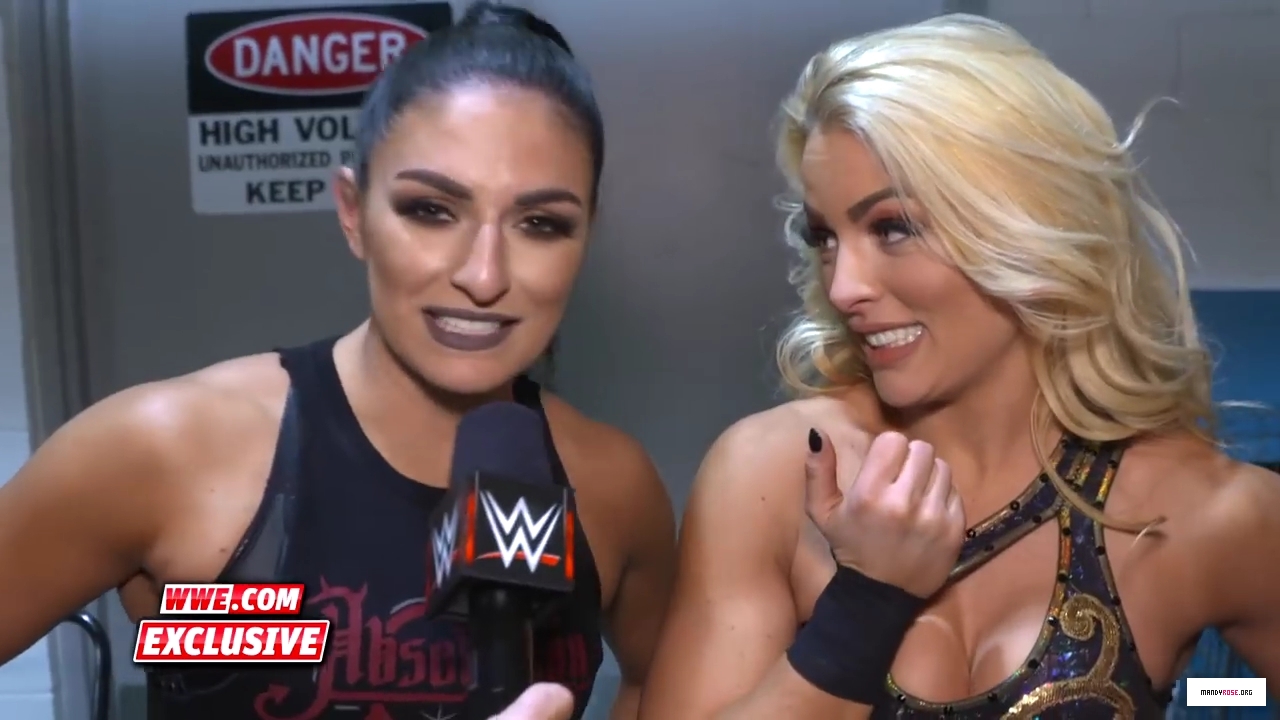 Why_Absolution_has_the_advantage_inside_the_Elimination_Chamber_Raw_Fallout_Feb__12_2018_mp40025.jpg