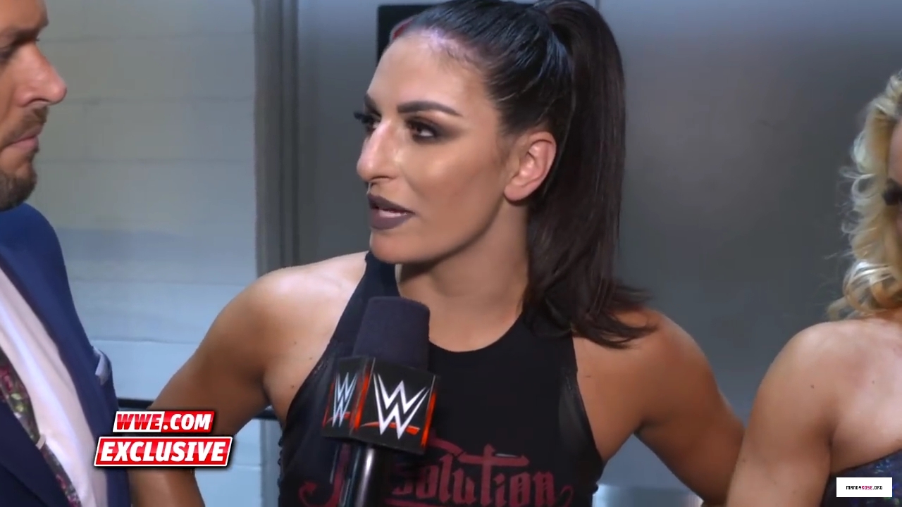 Why_Absolution_has_the_advantage_inside_the_Elimination_Chamber_Raw_Fallout_Feb__12_2018_mp40033.jpg
