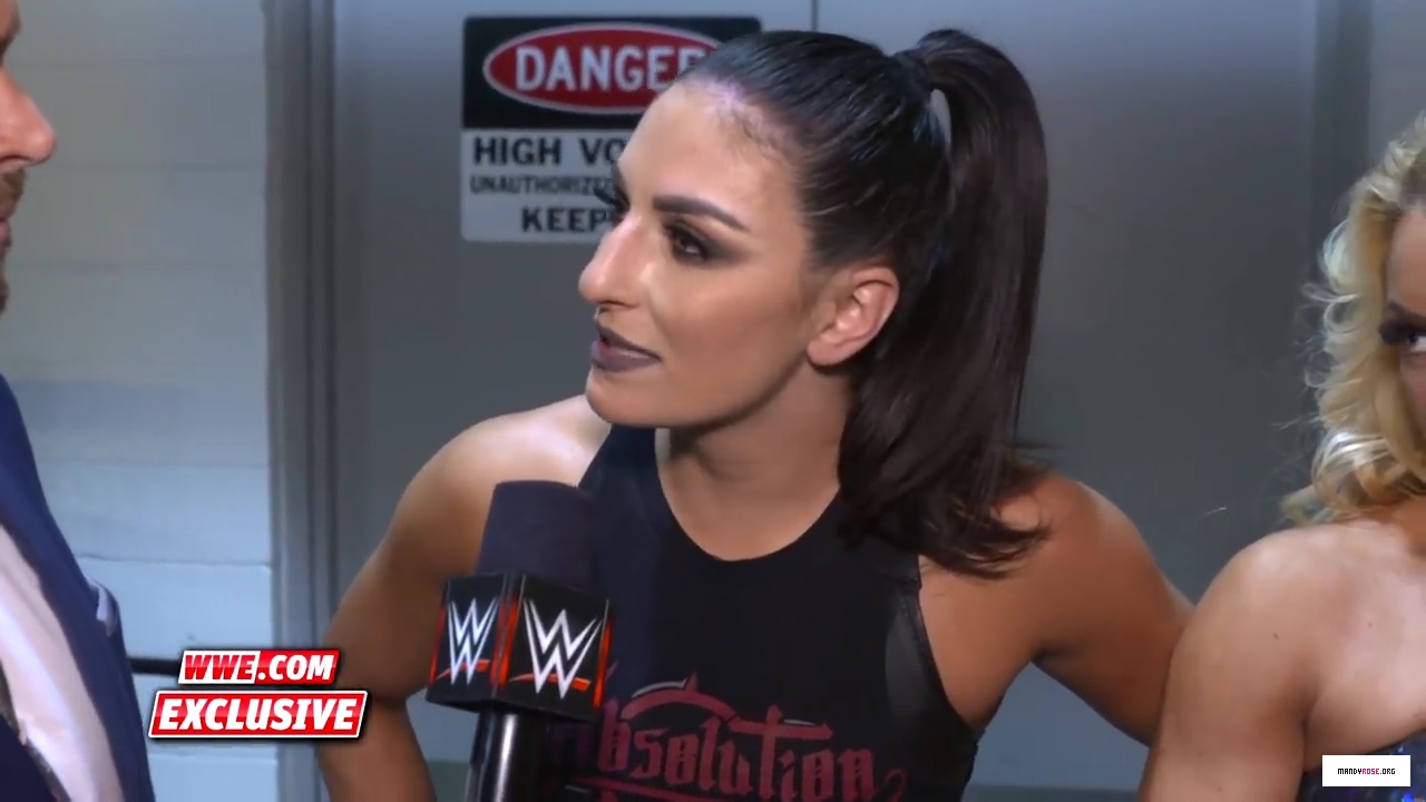 Why_Absolution_has_the_advantage_inside_the_Elimination_Chamber_Raw_Fallout_Feb__12_2018_mp40035.jpg