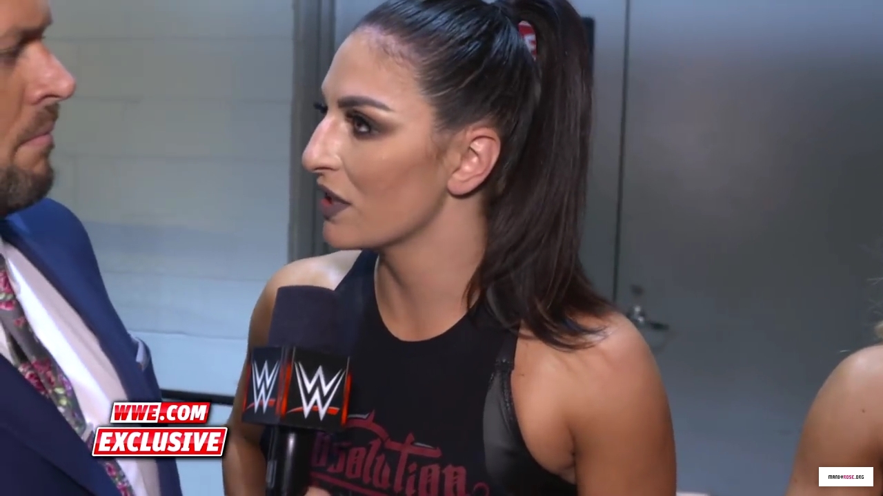Why_Absolution_has_the_advantage_inside_the_Elimination_Chamber_Raw_Fallout_Feb__12_2018_mp40037.jpg
