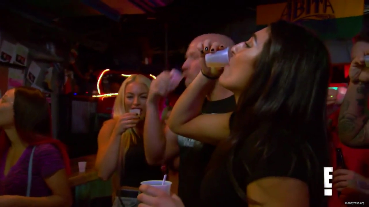 Why_Nia_Jax_Is_Stepping_Her_Game_Up_in_the_Ring_Total_Divas_Bonus_Clip_Sept__19_2018_mp40011.jpg