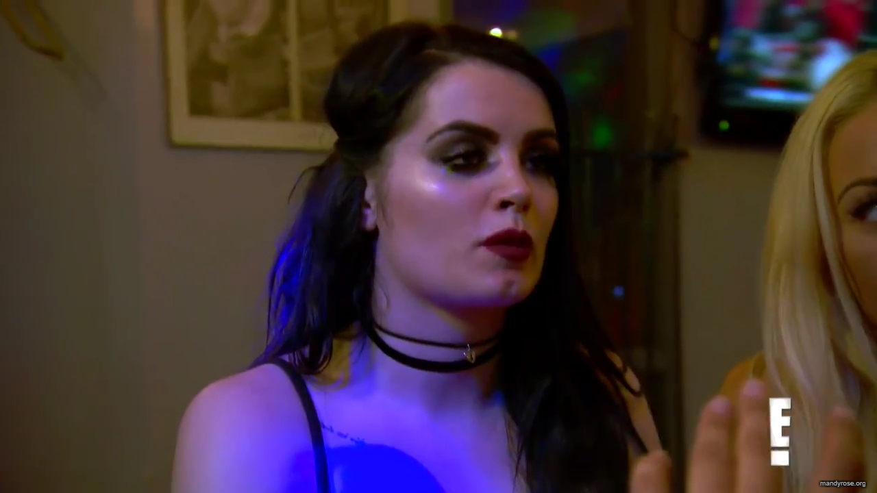 Why_Nia_Jax_Is_Stepping_Her_Game_Up_in_the_Ring_Total_Divas_Bonus_Clip_Sept__19_2018_mp40059.jpg