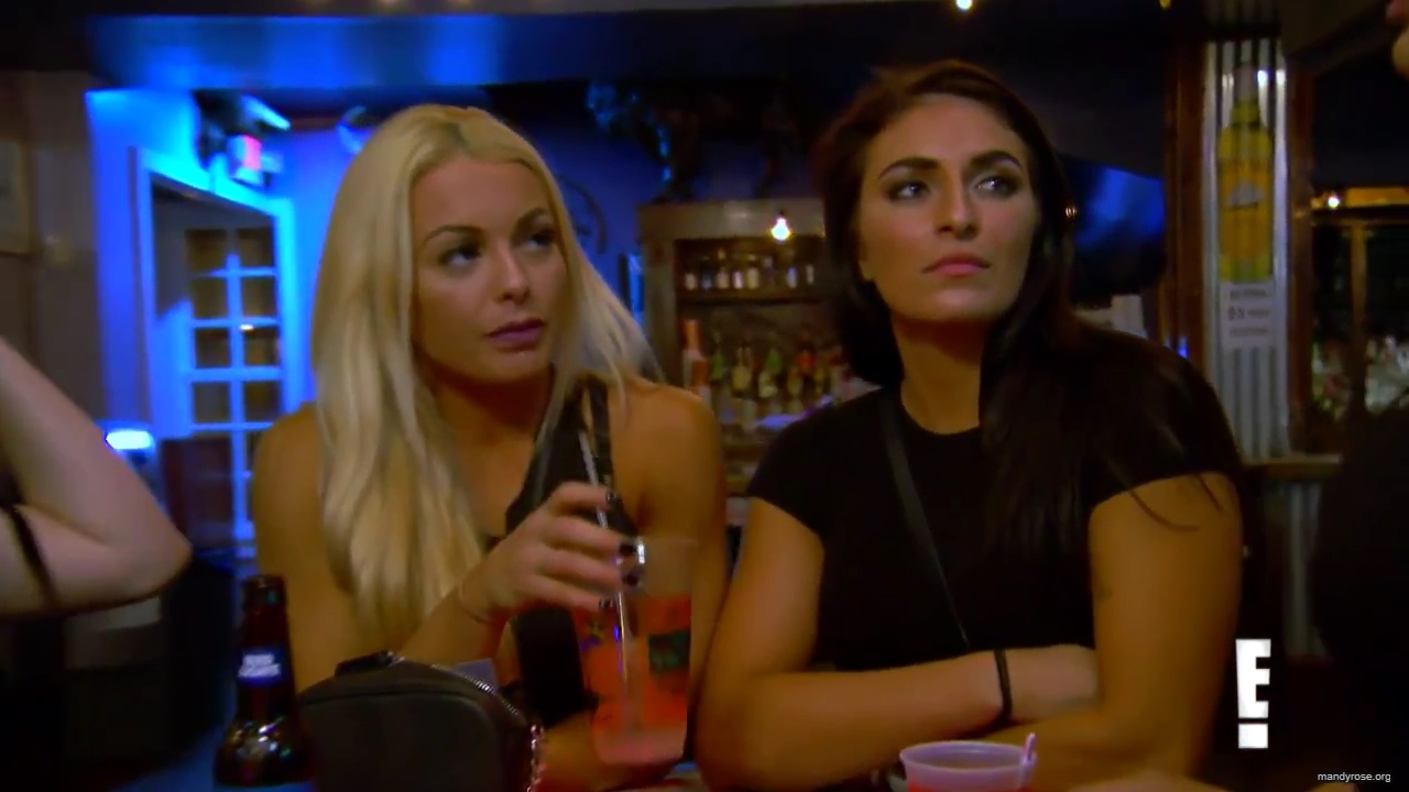 Why_Nia_Jax_Is_Stepping_Her_Game_Up_in_the_Ring_Total_Divas_Bonus_Clip_Sept__19_2018_mp40115.jpg