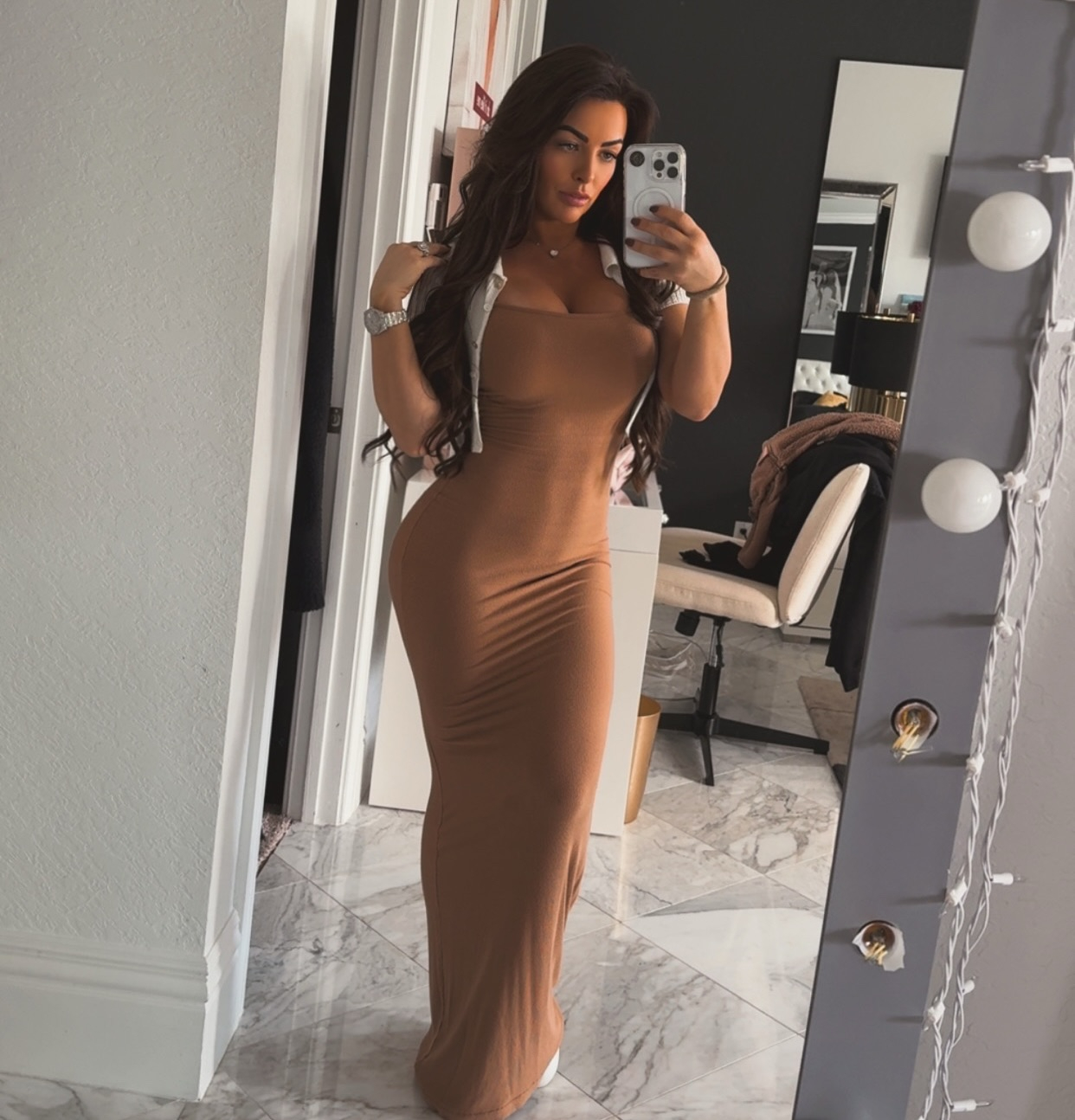 mandysacs_1765667061_3787012250373369854_24381117.jpg