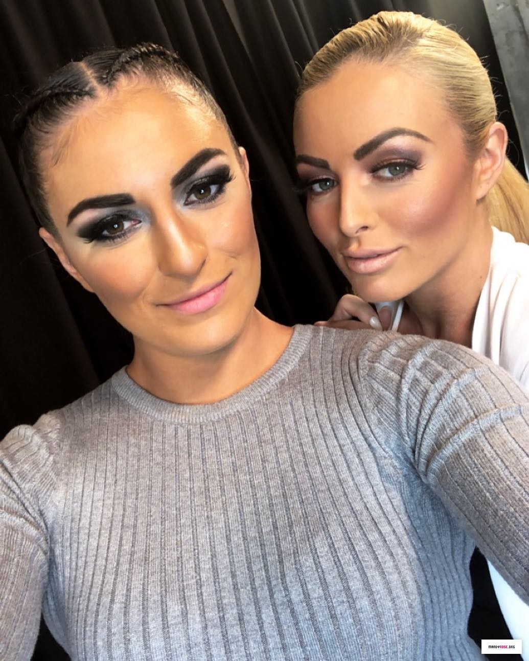 sonyadevillewwe_25039141_771419786380199_8198409513645113344_n.jpg