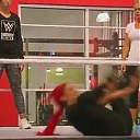 5B568x3285D_Total_Divas_Season_5_Ep_5_by_CenationSince02_-_Dailymotion_mp40148.jpg