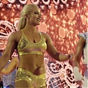 A_WWE_Superstar_s_Entire_Routine2C_from_Waking_Up_to_Wrestling___Allure_mp40429.jpg