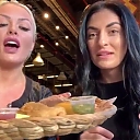 HOLAAAA_2121_Bogota2C_Colombia_WWE_Mandy_Rose_Sonya_Deville_Damandyz_Donutz_mp40013.jpg