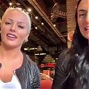 HOLAAAA_2121_Bogota2C_Colombia_WWE_Mandy_Rose_Sonya_Deville_Damandyz_Donutz_mp40031.jpg