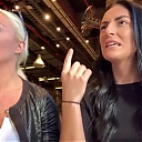 HOLAAAA_2121_Bogota2C_Colombia_WWE_Mandy_Rose_Sonya_Deville_Damandyz_Donutz_mp40045.jpg