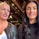 HOLAAAA_2121_Bogota2C_Colombia_WWE_Mandy_Rose_Sonya_Deville_Damandyz_Donutz_mp40048.jpg