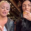 HOLAAAA_2121_Bogota2C_Colombia_WWE_Mandy_Rose_Sonya_Deville_Damandyz_Donutz_mp40061.jpg