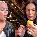 HOLAAAA_2121_Bogota2C_Colombia_WWE_Mandy_Rose_Sonya_Deville_Damandyz_Donutz_mp40076.jpg