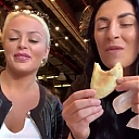 HOLAAAA_2121_Bogota2C_Colombia_WWE_Mandy_Rose_Sonya_Deville_Damandyz_Donutz_mp40130.jpg