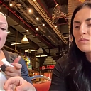 HOLAAAA_2121_Bogota2C_Colombia_WWE_Mandy_Rose_Sonya_Deville_Damandyz_Donutz_mp40142.jpg