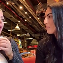 HOLAAAA_2121_Bogota2C_Colombia_WWE_Mandy_Rose_Sonya_Deville_Damandyz_Donutz_mp40144.jpg