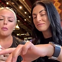 HOLAAAA_2121_Bogota2C_Colombia_WWE_Mandy_Rose_Sonya_Deville_Damandyz_Donutz_mp40153.jpg