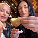 HOLAAAA_2121_Bogota2C_Colombia_WWE_Mandy_Rose_Sonya_Deville_Damandyz_Donutz_mp40176.jpg
