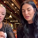 HOLAAAA_2121_Bogota2C_Colombia_WWE_Mandy_Rose_Sonya_Deville_Damandyz_Donutz_mp40196.jpg