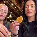 HOLAAAA_2121_Bogota2C_Colombia_WWE_Mandy_Rose_Sonya_Deville_Damandyz_Donutz_mp40205.jpg