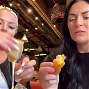 HOLAAAA_2121_Bogota2C_Colombia_WWE_Mandy_Rose_Sonya_Deville_Damandyz_Donutz_mp40210.jpg