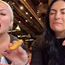 HOLAAAA_2121_Bogota2C_Colombia_WWE_Mandy_Rose_Sonya_Deville_Damandyz_Donutz_mp40213.jpg