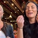 HOLAAAA_2121_Bogota2C_Colombia_WWE_Mandy_Rose_Sonya_Deville_Damandyz_Donutz_mp40236.jpg
