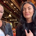 HOLAAAA_2121_Bogota2C_Colombia_WWE_Mandy_Rose_Sonya_Deville_Damandyz_Donutz_mp40241.jpg