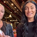 HOLAAAA_2121_Bogota2C_Colombia_WWE_Mandy_Rose_Sonya_Deville_Damandyz_Donutz_mp40242.jpg