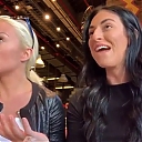 HOLAAAA_2121_Bogota2C_Colombia_WWE_Mandy_Rose_Sonya_Deville_Damandyz_Donutz_mp40244.jpg