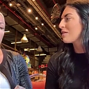 HOLAAAA_2121_Bogota2C_Colombia_WWE_Mandy_Rose_Sonya_Deville_Damandyz_Donutz_mp40248.jpg