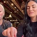HOLAAAA_2121_Bogota2C_Colombia_WWE_Mandy_Rose_Sonya_Deville_Damandyz_Donutz_mp40260.jpg